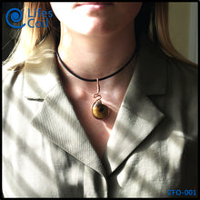 Load image into Gallery viewer, Copper Coil Pendant with Fossil Shell